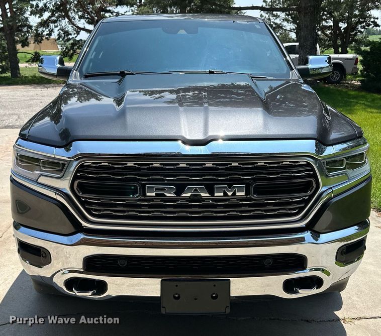 image for item NY9240 2019 Dodge Ram 1500 Limited  Crew Cab pickup truck