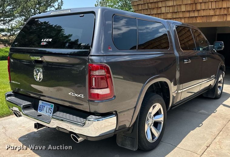 image for item NY9240 2019 Dodge Ram 1500 Limited  Crew Cab pickup truck