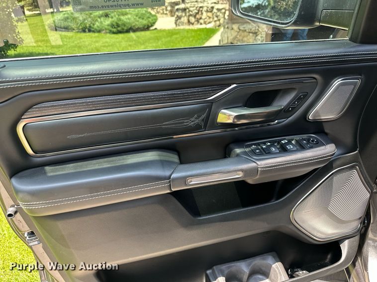 image for item NY9240 2019 Dodge Ram 1500 Limited  Crew Cab pickup truck