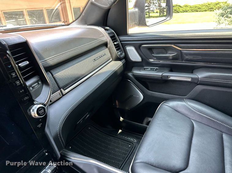 image for item NY9240 2019 Dodge Ram 1500 Limited  Crew Cab pickup truck