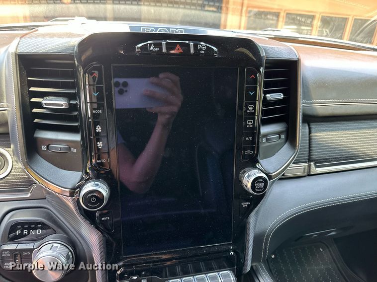 image for item NY9240 2019 Dodge Ram 1500 Limited  Crew Cab pickup truck