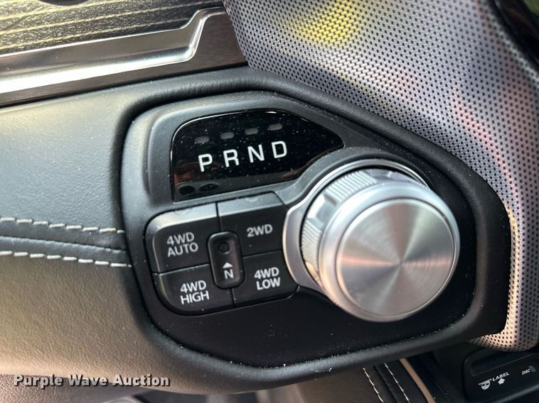 image for item NY9240 2019 Dodge Ram 1500 Limited  Crew Cab pickup truck