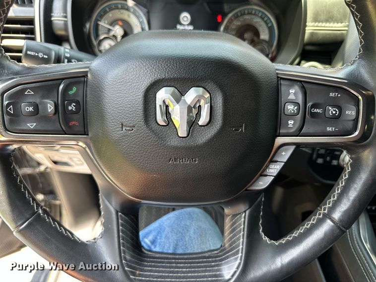 image for item NY9240 2019 Dodge Ram 1500 Limited  Crew Cab pickup truck