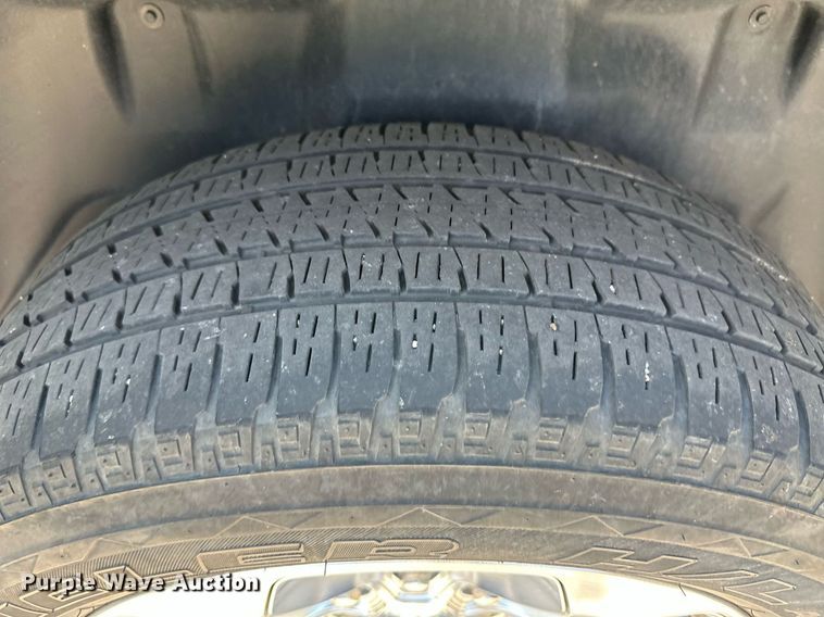 image for item NY9240 2019 Dodge Ram 1500 Limited  Crew Cab pickup truck