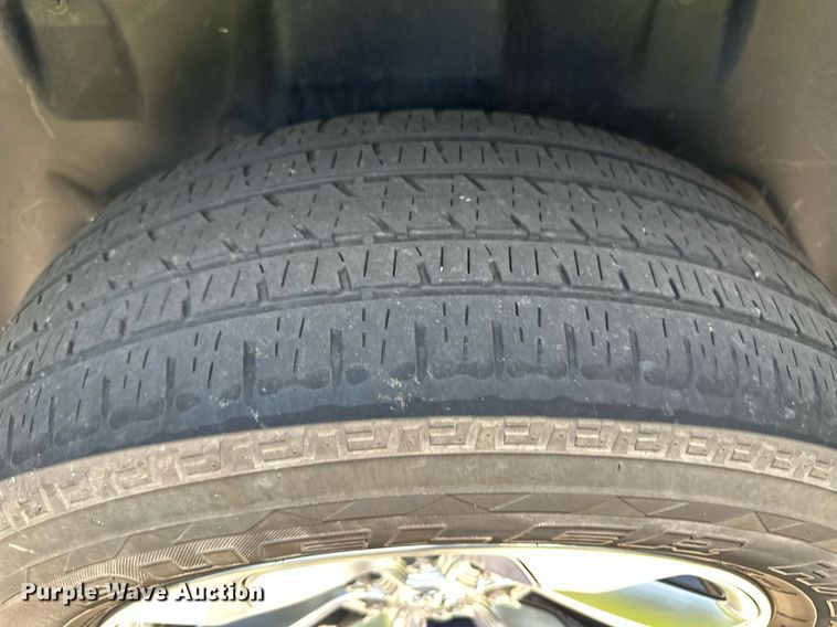 image for item NY9240 2019 Dodge Ram 1500 Limited  Crew Cab pickup truck