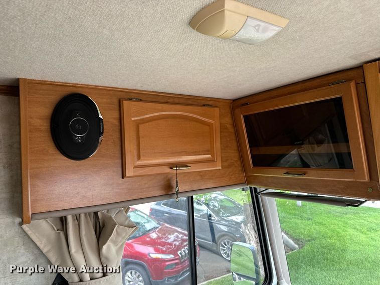 image for item NY9249 2007 Fleetwood Terra LX  RV