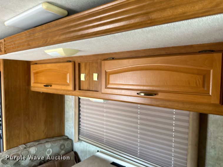 image for item NY9249 2007 Fleetwood Terra LX  RV