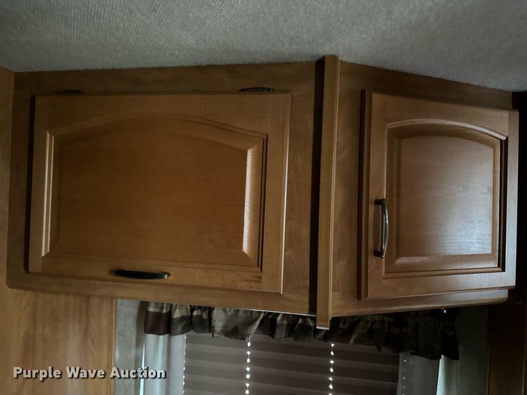 image for item NY9249 2007 Fleetwood Terra LX  RV