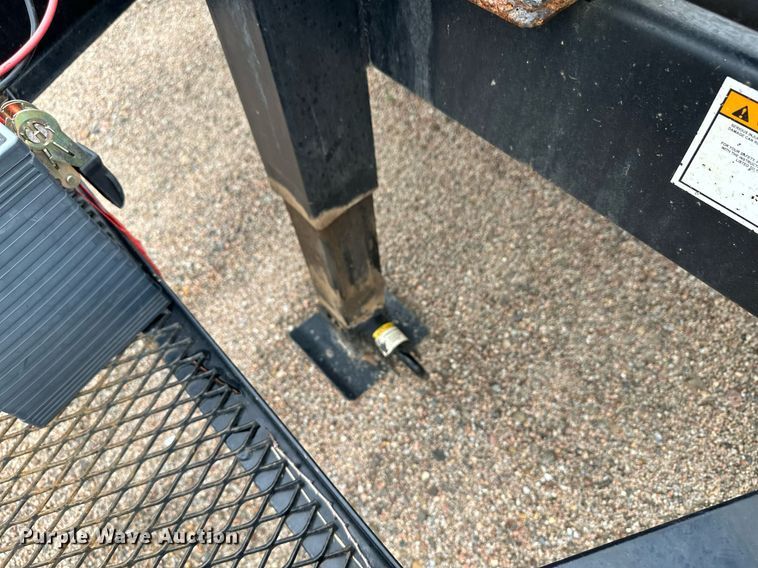 image for item NY9250 2019 PJ B6202-Carhauler  equipment trailer