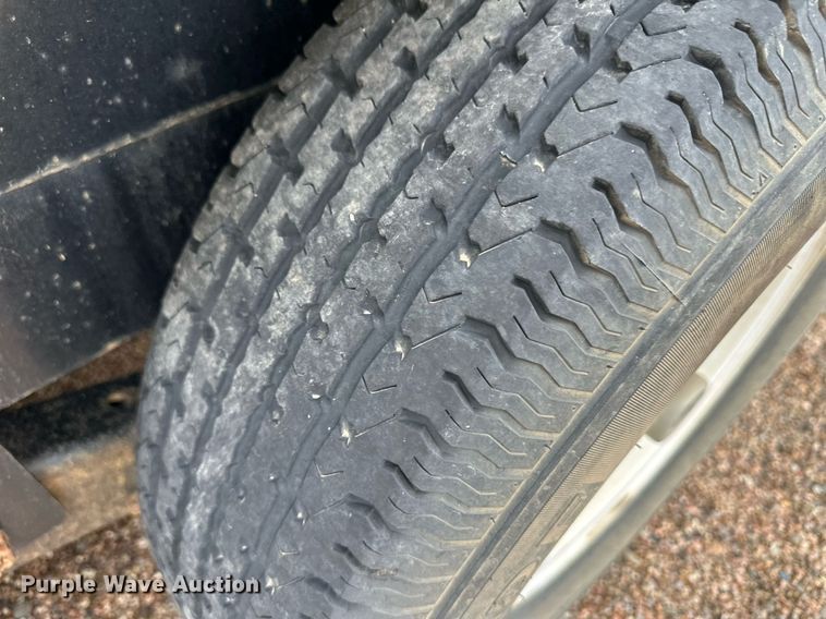 image for item NY9250 2019 PJ B6202-Carhauler  equipment trailer