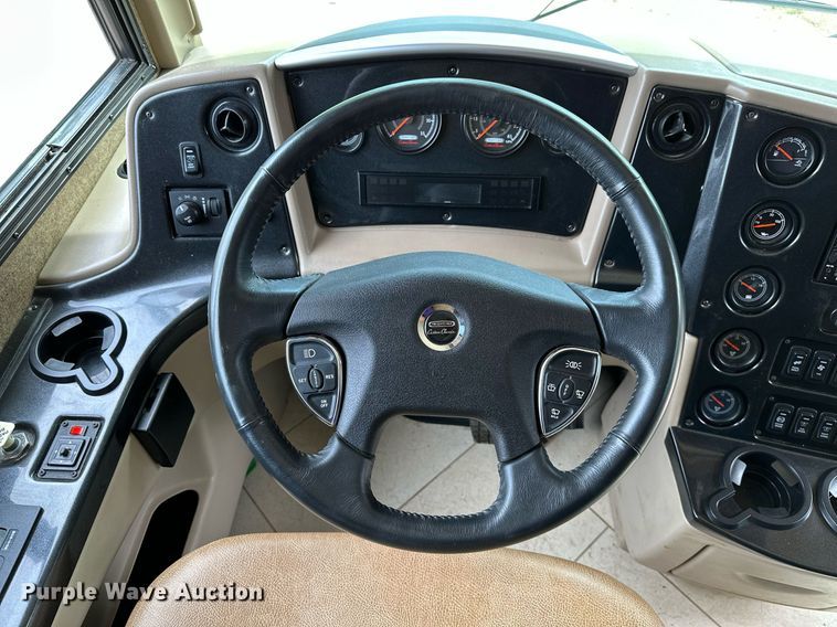 image for item OC9014 2014 Forest River Charleston  RV