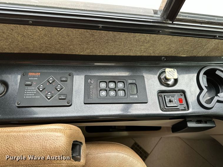 image for item OC9014 2014 Forest River Charleston  RV