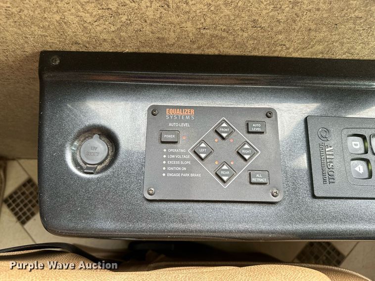 image for item OC9014 2014 Forest River Charleston  RV