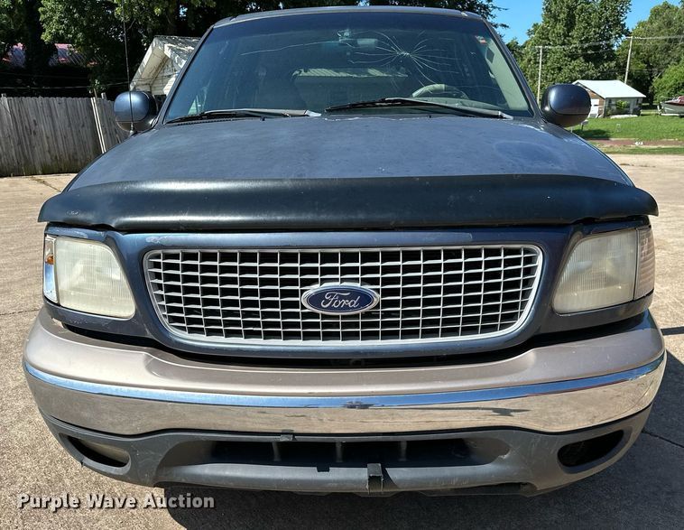 image for item OC9026 1999 Ford Expedition  SUV
