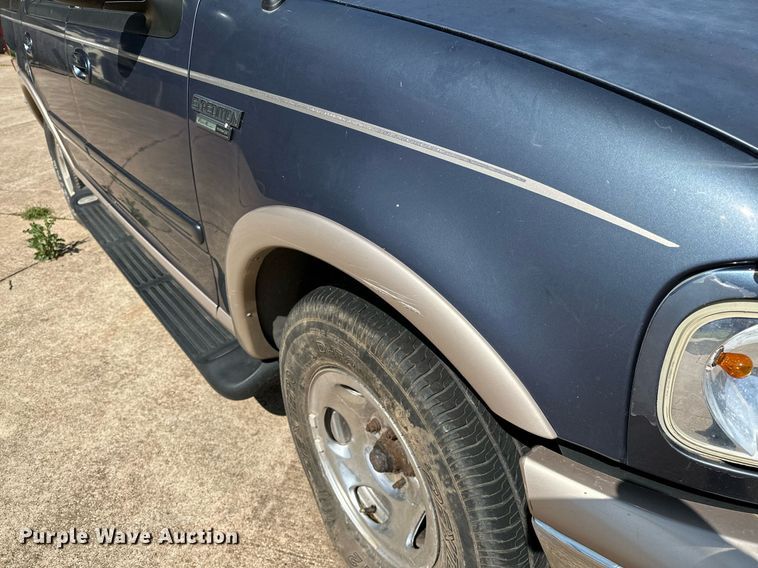 image for item OC9026 1999 Ford Expedition  SUV