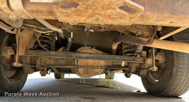 image for item OC9026 1999 Ford Expedition  SUV