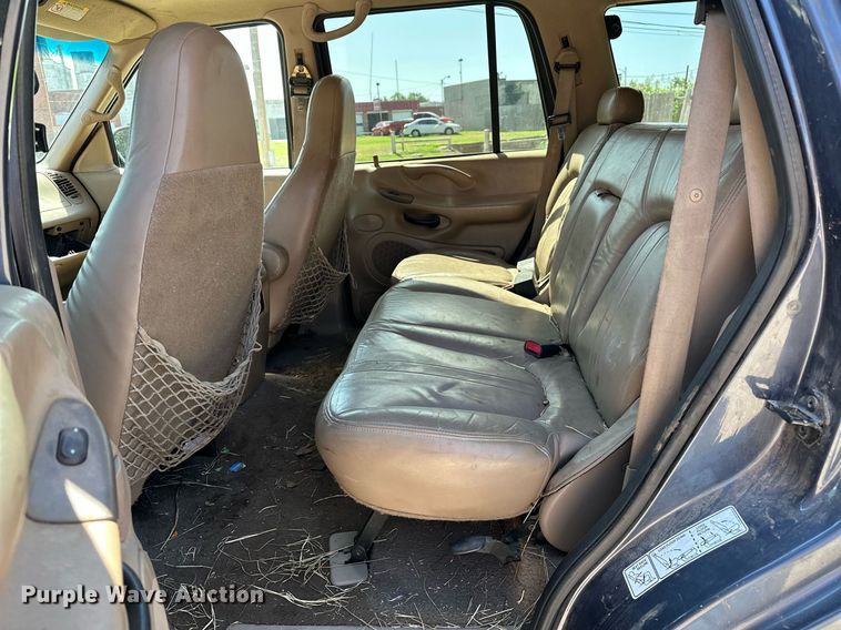 image for item OC9026 1999 Ford Expedition  SUV