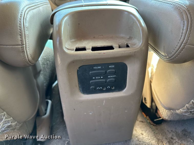 image for item OC9026 1999 Ford Expedition  SUV