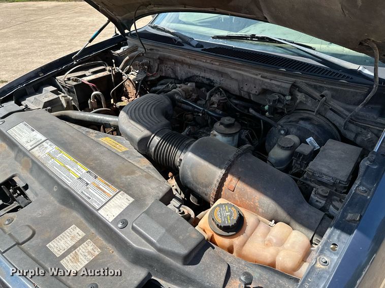 image for item OC9026 1999 Ford Expedition  SUV