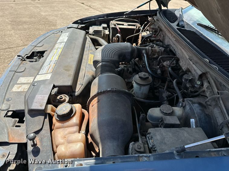 image for item OC9026 1999 Ford Expedition  SUV