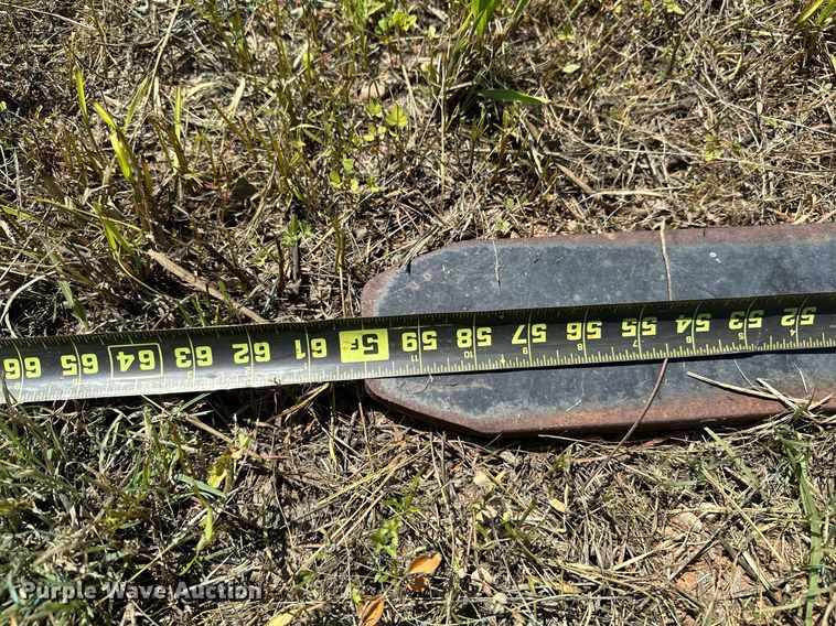 image for item OC9063 Kubota PFL5660  skid steer forks