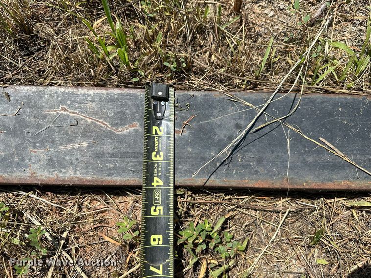 image for item OC9063 Kubota PFL5660  skid steer forks