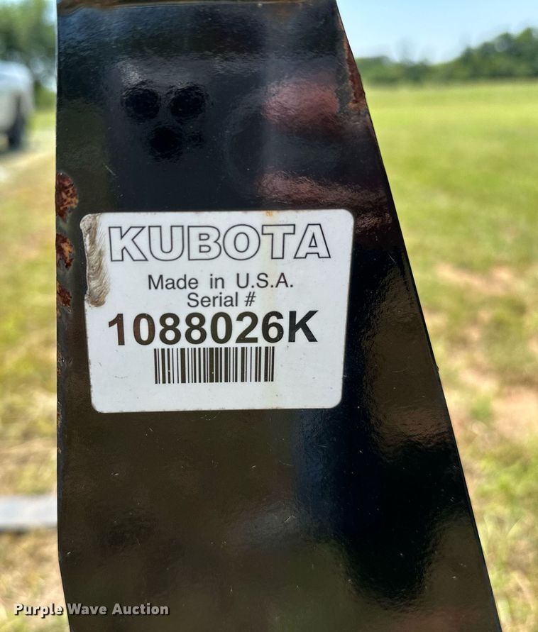 image for item OC9063 Kubota PFL5660  skid steer forks