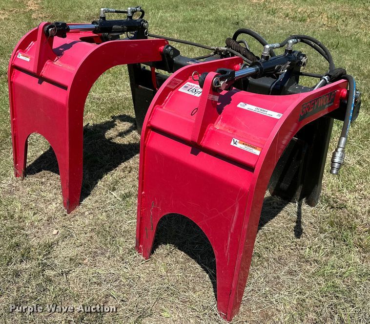 image for item OC9064 2020 Greywolf 1066  skid steer grapple bucket