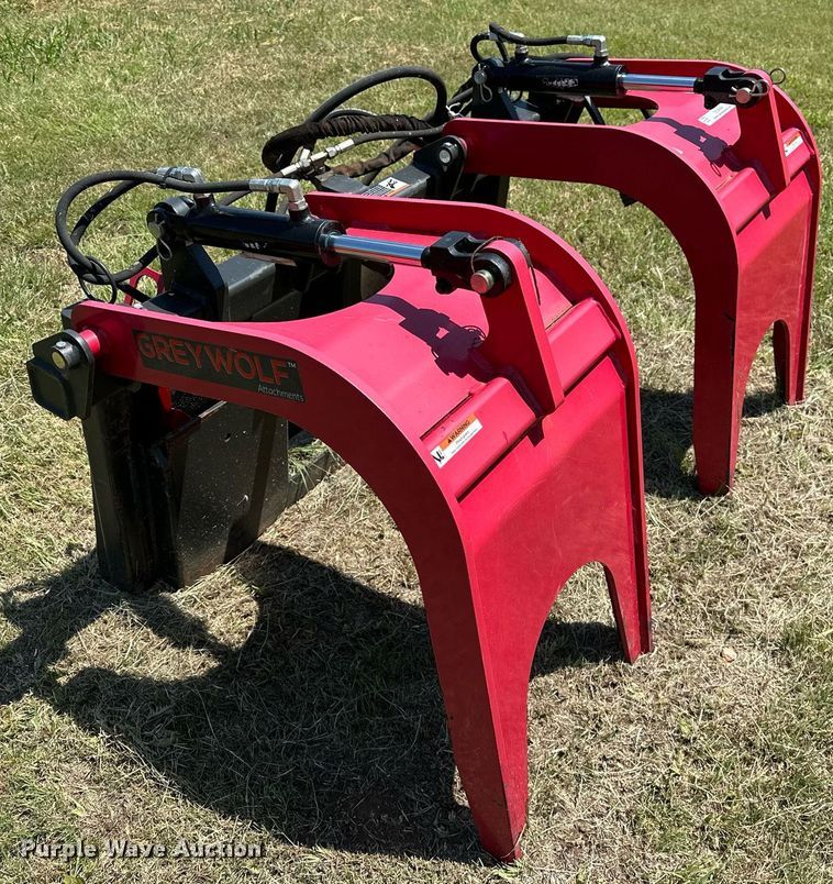 image for item OC9064 2020 Greywolf 1066  skid steer grapple bucket