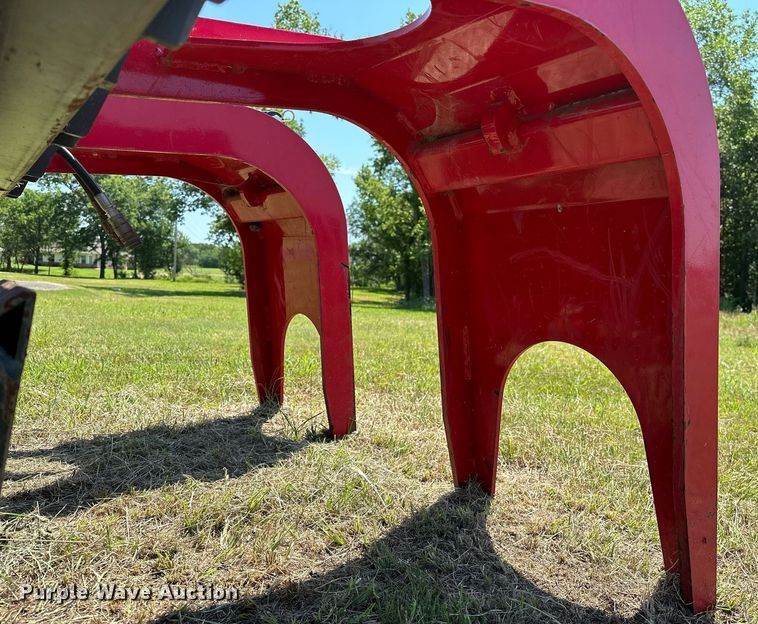 image for item OC9064 2020 Greywolf 1066  skid steer grapple bucket