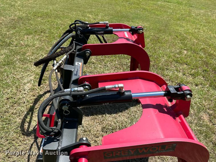 image for item OC9064 2020 Greywolf 1066  skid steer grapple bucket