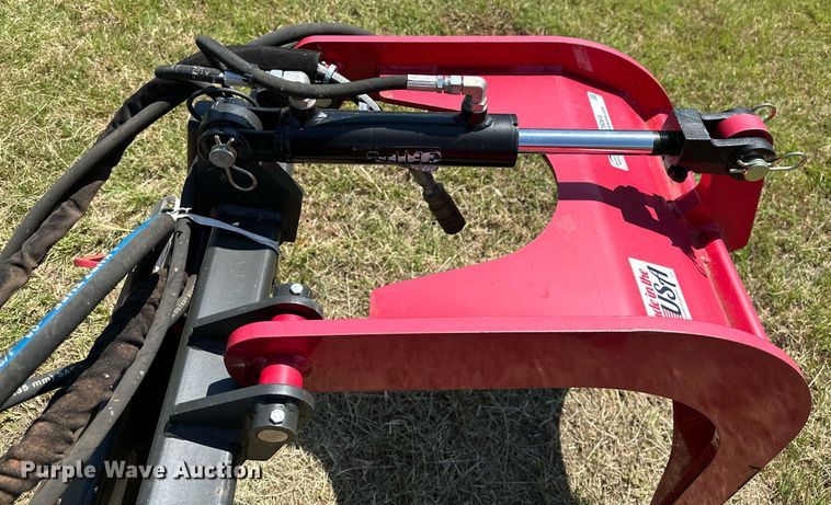 image for item OC9064 2020 Greywolf 1066  skid steer grapple bucket