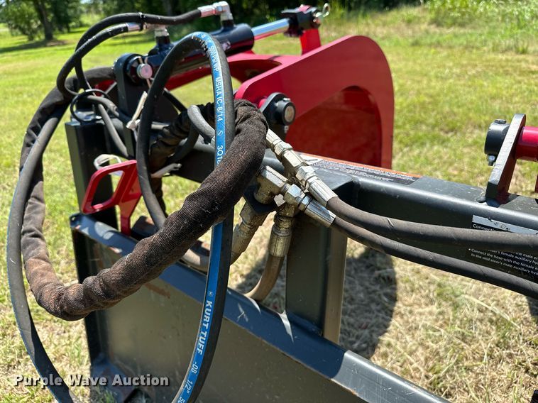 image for item OC9064 2020 Greywolf 1066  skid steer grapple bucket