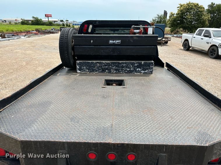 image for item OC9069 2008 Ford F450 Super Duty  SuperCab flatbed truck