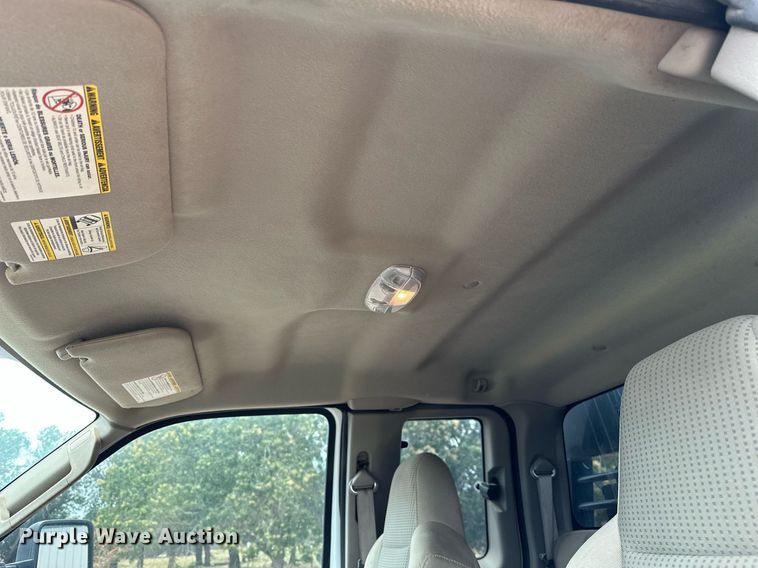 image for item OC9069 2008 Ford F450 Super Duty  SuperCab flatbed truck