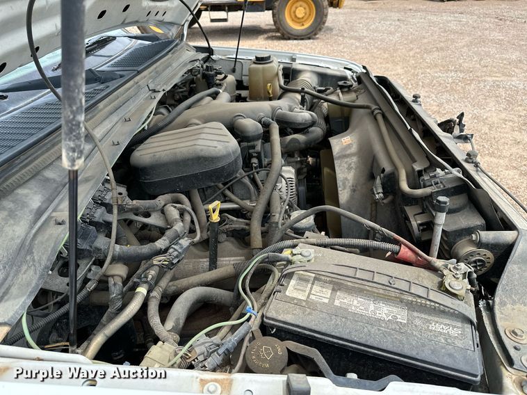 image for item OC9069 2008 Ford F450 Super Duty  SuperCab flatbed truck