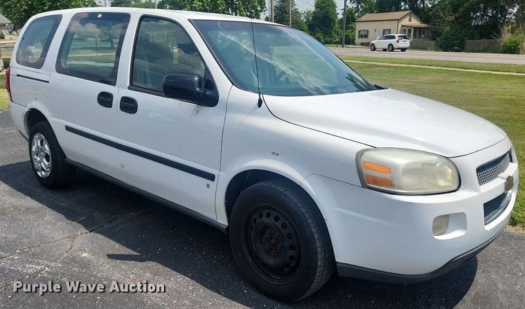image for item OK9557 2008 Chevrolet Uplander  van