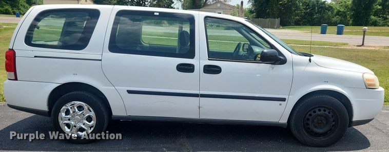 image for item OK9557 2008 Chevrolet Uplander  van