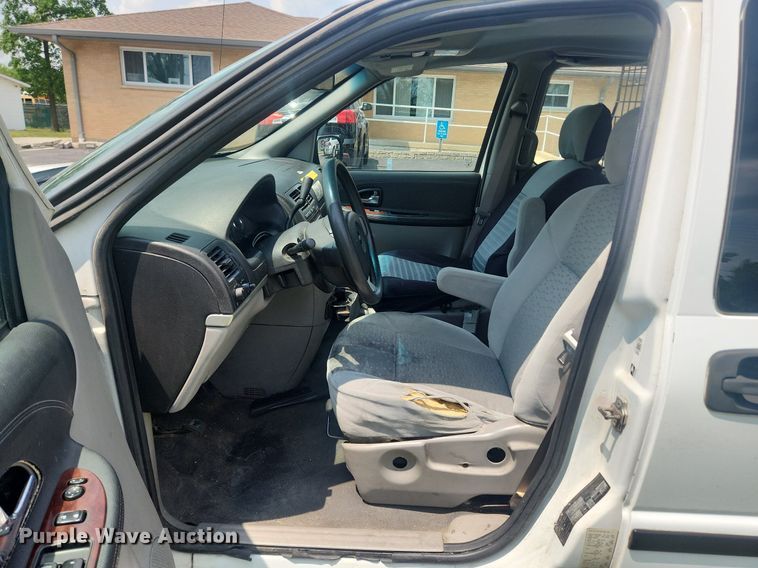 image for item OK9557 2008 Chevrolet Uplander  van