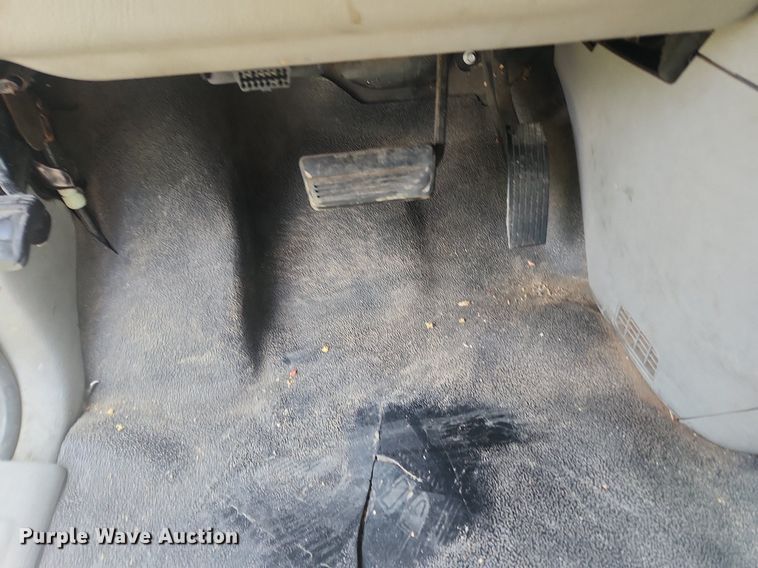 image for item OK9557 2008 Chevrolet Uplander  van