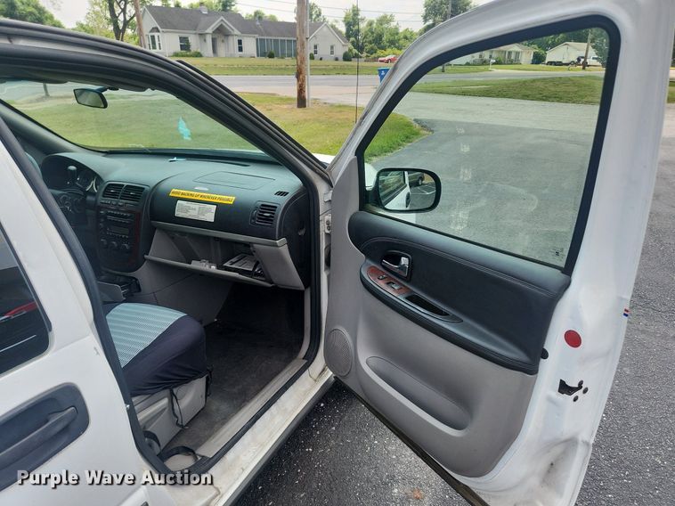 image for item OK9557 2008 Chevrolet Uplander  van