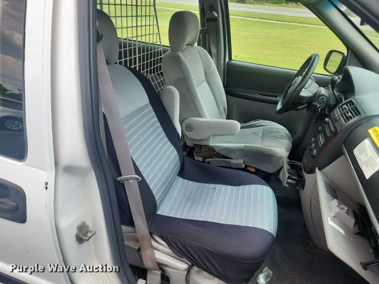 image for item OK9557 2008 Chevrolet Uplander  van