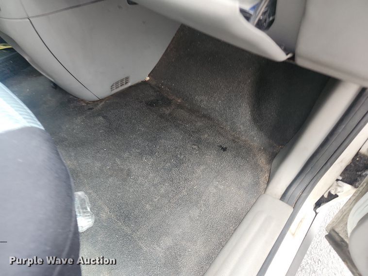 image for item OK9557 2008 Chevrolet Uplander  van