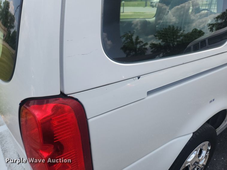 image for item OK9557 2008 Chevrolet Uplander  van