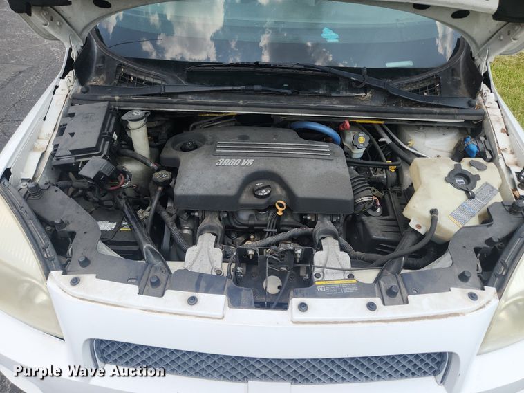 image for item OK9557 2008 Chevrolet Uplander  van