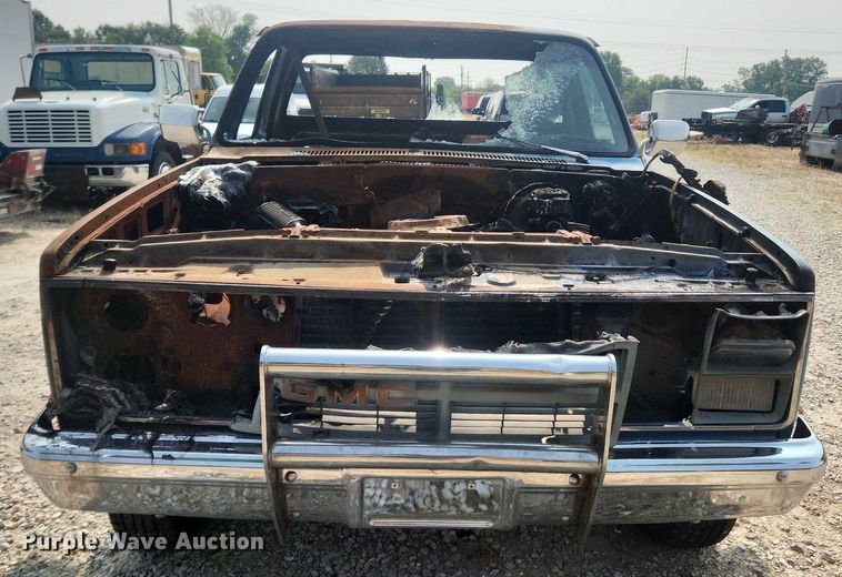 image for item OK9559 1984 GMC K1500 High Sierra  pickup truck