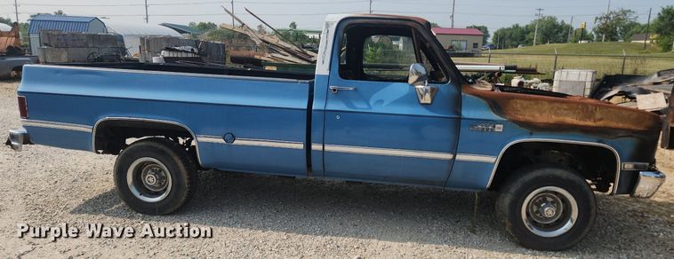 image for item OK9559 1984 GMC K1500 High Sierra  pickup truck