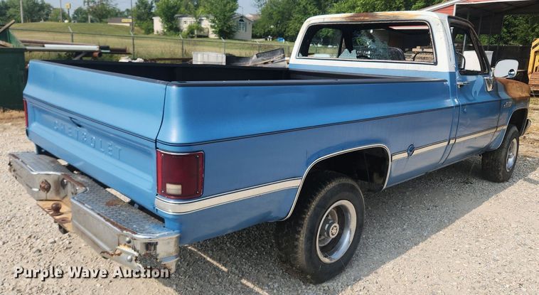 image for item OK9559 1984 GMC K1500 High Sierra  pickup truck