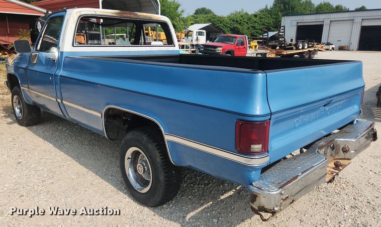 image for item OK9559 1984 GMC K1500 High Sierra  pickup truck