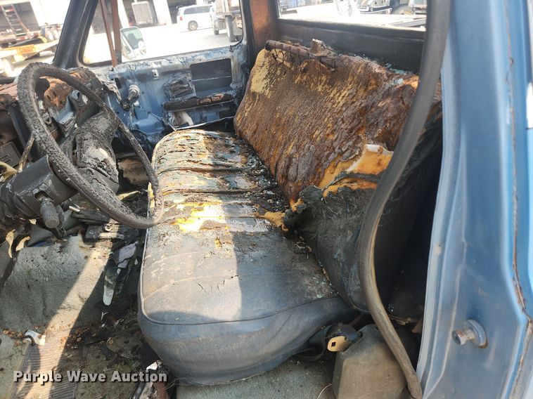 image for item OK9559 1984 GMC K1500 High Sierra  pickup truck